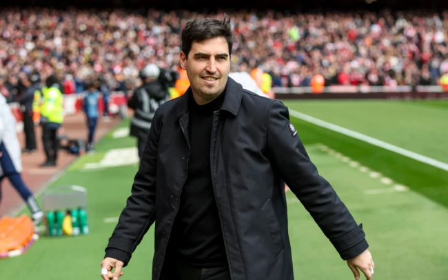 Andoni Iraola và sứ mệnh thắp lại ngọn lửa tại Anfield