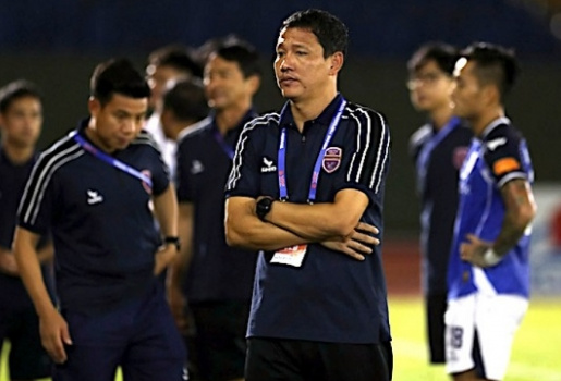 Bi kịch thay 7 HLV đẩy Becamex TPHCM đến cửa tử V-League