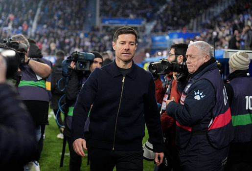 Alonso thực hiện cuộc cách mạng nhân sự sâu rộng tại Chelsea ra sao?