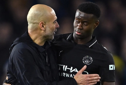 Marc Guehi lĩnh hội tinh hoa chiến thuật từ Pep và Tuchel