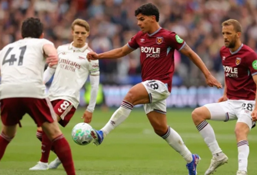 PSG muốn nẫng tay trên MU vụ Mateus Fernandes