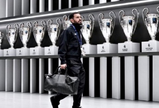 Bernardo Silva gia nhập Real Madrid với bản hợp đồng 2 năm