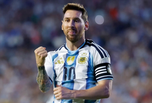 HLV Scaloni tin cả thế giới chờ xem Messi ở World Cup 2026