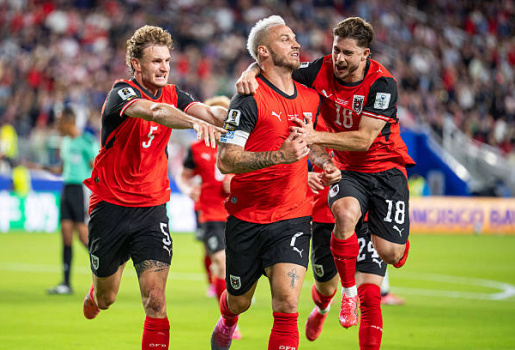 Chấm điểm Áo 3-1 Jordan: Dấu ấn từ bộ đôi 7.6 điểm