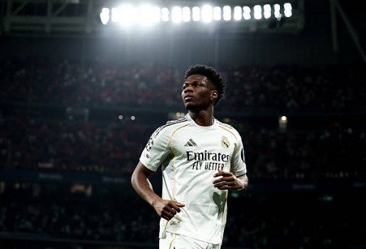 Man Utd nên biết điểm dừng với Tchouameni