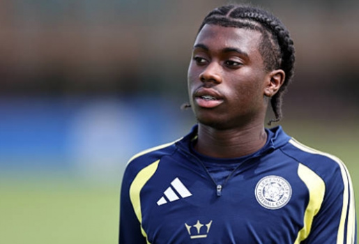 Tin đồn chuyển nhượng tối 5/7: Man City nhắm Jeremy Monga; Como quyết tâm chiêu mộ Chalobah