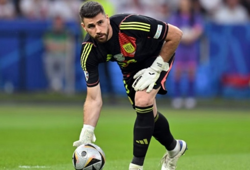 Unai Simon phá kỷ lục giữ sạch lưới tại World Cup