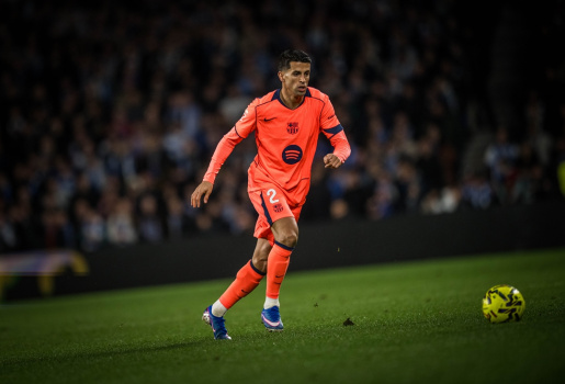 Romano phủ nhận Barcelona đạt thỏa thuận chiêu mộ Joao Cancelo