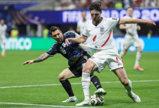 Laporte cảnh báo lối đá rát của Argentina