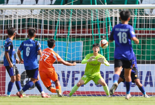 HAGL thua đau, Viettel giữ ngôi đầu U17 QG
