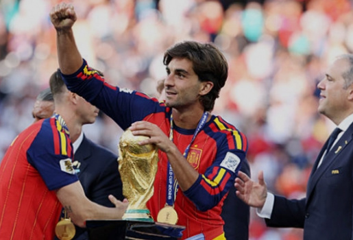 Nhật ký World Cup 2026 sáng 20/7: Tây Ban Nha lên đỉnh thế giới, Rooney chê trách Messi