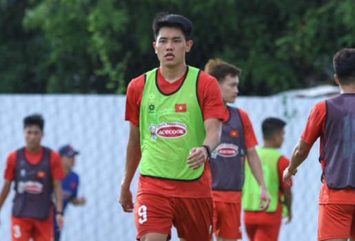 HLV Kim Sang-sik nên để Đình Bắc đá chính vì World Cup 2030