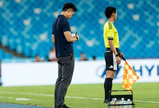 Tiêu chuẩn cao của Gavin Lee là lời cảnh báo cho tuyển Việt Nam