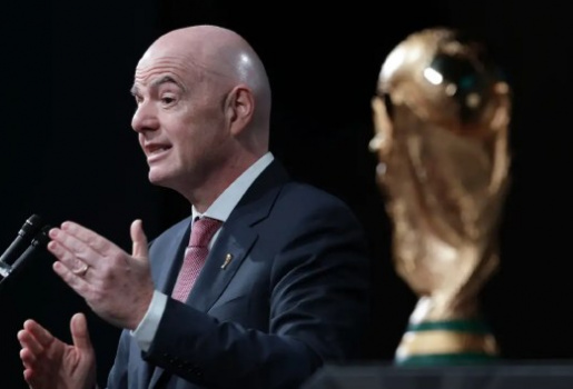 AFC hợp lực UEFA chặn kế hoạch 20 tỷ USD của chủ tịch FIFA