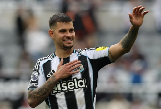 Bruno Guimaraes giúp Arsenal giải bài toán sáng tạo tuyến giữa