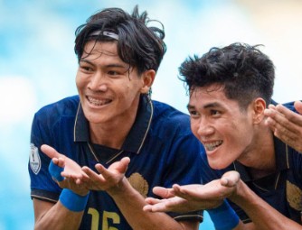Thắng Timor-Leste 3-0, Campuchia áp sát Việt Nam tại ASEAN Cup
