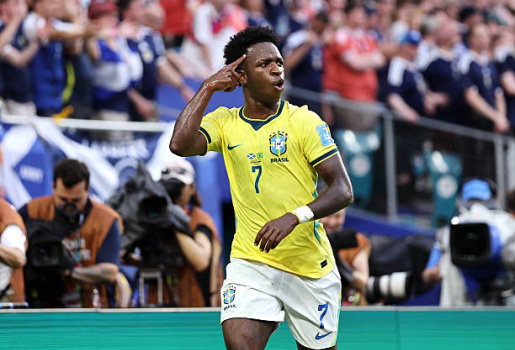 Wilshere ngóng chờ Arsenal nổ bom tấn Vinicius