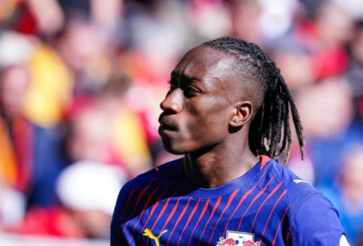 Vì sao Real Madrid chi 140 triệu euro mua Yan Diomande?