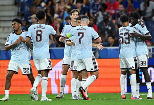 Soi trận Monchengladbach vs Aston Villa: Thử thách thể lực