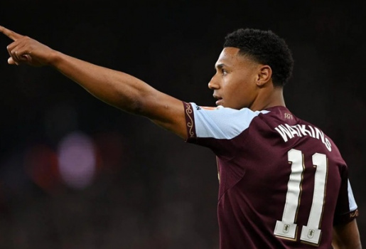 Ollie Watkins xin lỗi đồng đội sau khi bỏ trận vì Al Hilal