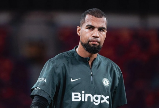 Robert Sanchez nhận án phạt vì chạy quá tốc độ sau khi bị Chelsea gạch tên