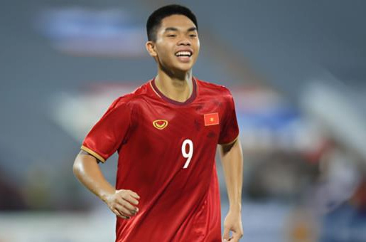 Lê Phát rời U20 Việt Nam sau trận thua U20 Triều Tiên