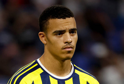 UEFA điều tra Greenwood và Guendouzi sau màn hỗn chiến với Lyon