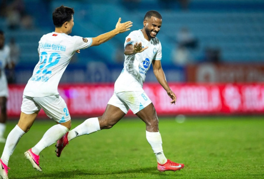Xuân Son ấn định tỷ số, Nam Định thắng HAGL 4-0