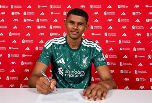 Sự thật vụ Liverpool vượt mặt Bayern chiêu mộ Lucca Brughmans