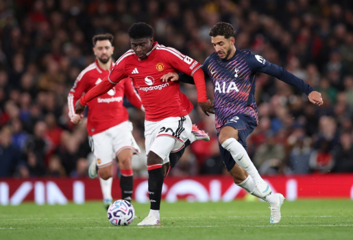 Kẻ thắng, người thua sau trận hòa của Man Utd trước Tottenham