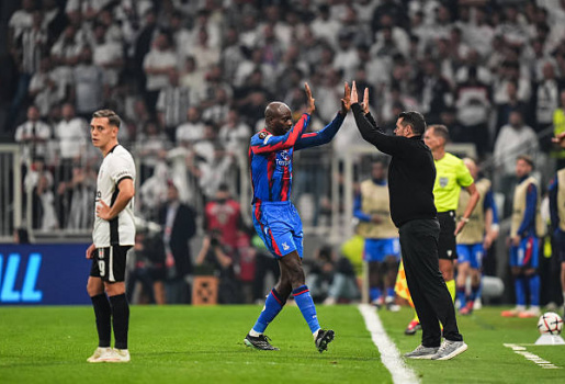 Chơi hơn người, Palace vẫn đánh rơi chiến thắng trước Besiktas