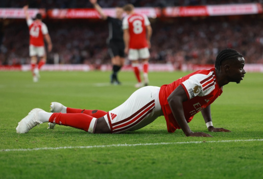 Bukayo Saka nguy cơ nghỉ 8 tuần, Arsenal lo sốt vó