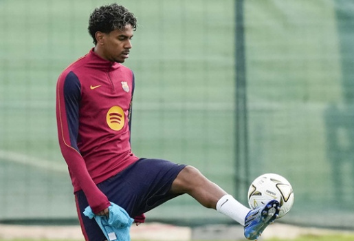 Yamal nghênh chiến Mbappe trong Siêu kinh điển Quả bóng vàng