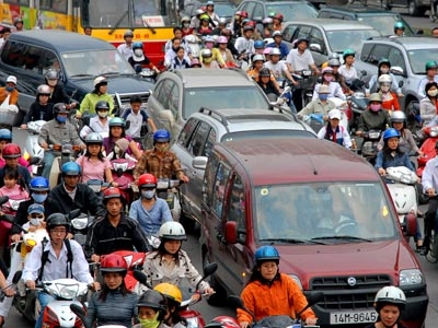 Đi ô tô, xe máy bị đề xuất thu hàng chục triệu đồng/năm