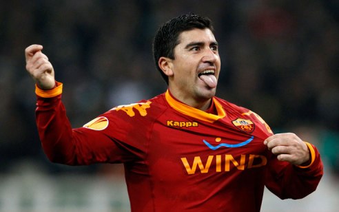 Sau Borriello, Juve lại muốn có Pizarro