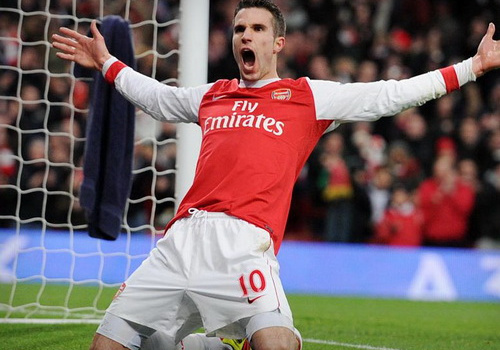 Van Persie: Kỉ lục không quan trọng bằng chiến thắng