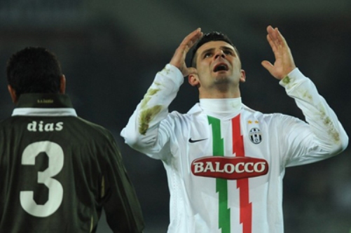 Nhiều khả năng Iaquinta vẫn ở lại Juve