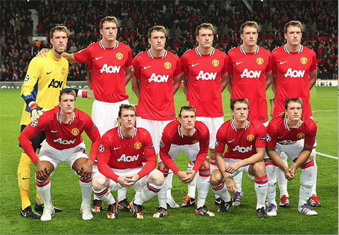Chùm ảnh biếm họa về trung vệ Phil Jones
