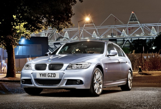 BMW nhiệt tình cung cấp xe mà vẫn bị chỉ trích
