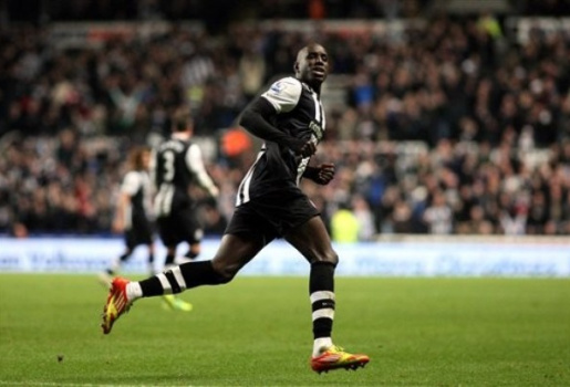 Demba Ba giành danh hiệu ‘Cầu thủ xuất sắc nhất tháng 12’