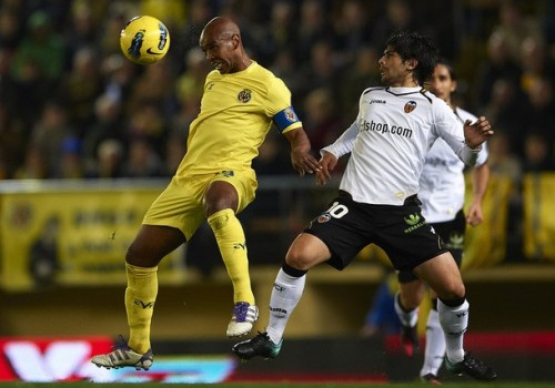 Villarreal mất điểm đáng tiếc trong trận ra mắt của Molina