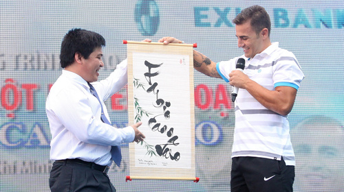 Cannavaro: Chỉ có đam mê mới làm nên ngôi sao