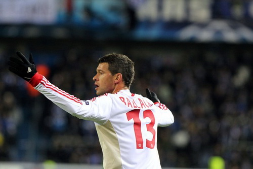 Tổng thư ký LĐBĐ Đức đứng ra Hòa giải Loew và Ballack