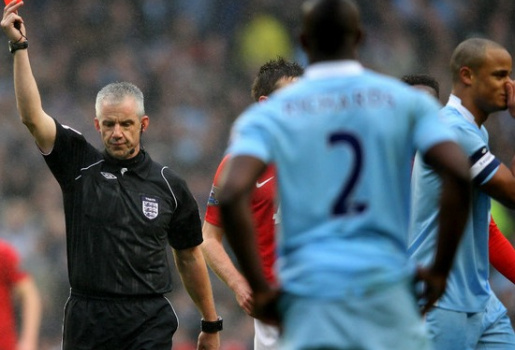 Man City kháng án bất thành, Kompany vẫn nghỉ 4 trận