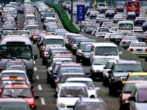 Số ôtô đăng ký ở Trung Quốc vượt xe máy trong 2011