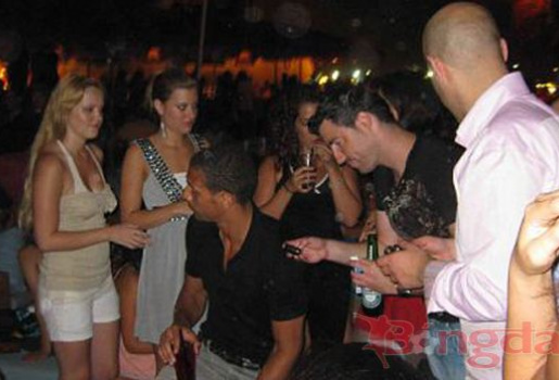 Rio Ferdinand thoát tội tàng trữ ma túy