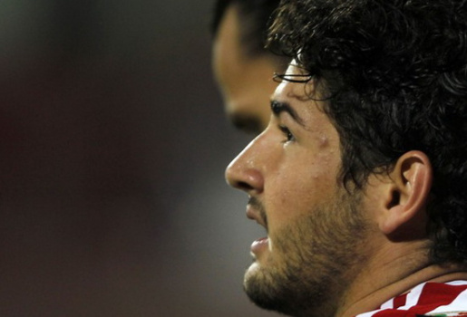 Milan đã chính thức bán Pato cho PSG?