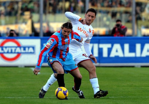 02h45 ngày 15/1, Catania vs AS Roma: Phá dớp Angelo Massimino