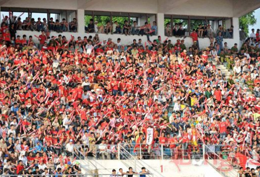 Super League 2012: Nỗi lo từ khán đài