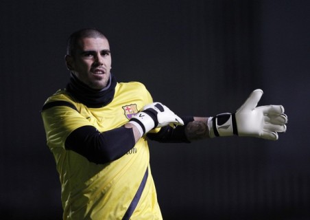 Valdes bị “hất văng” khỏi siêu kinh điển